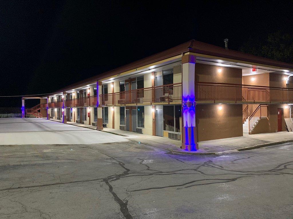 Lx Hotel, BW Signature Collection By Best Western Manchester Exterior photo